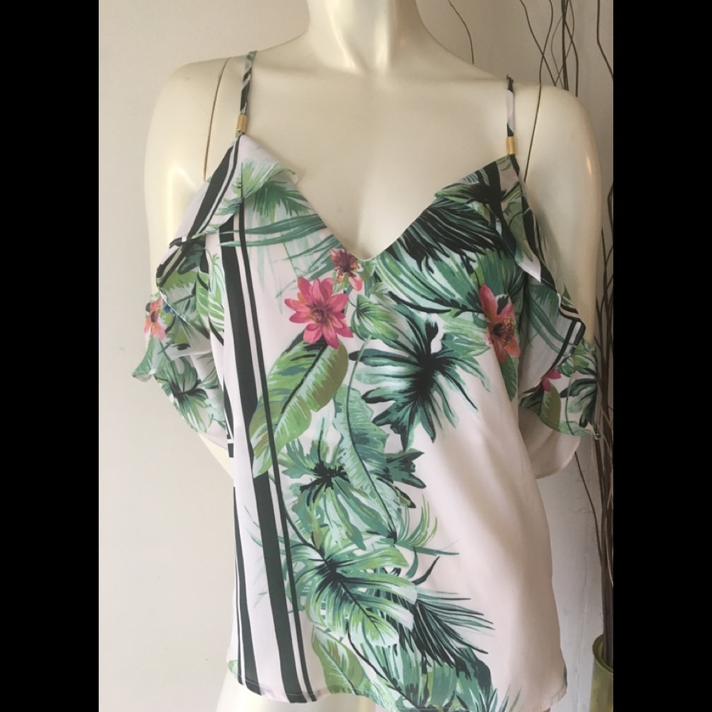 Studio F Shoulder off top small